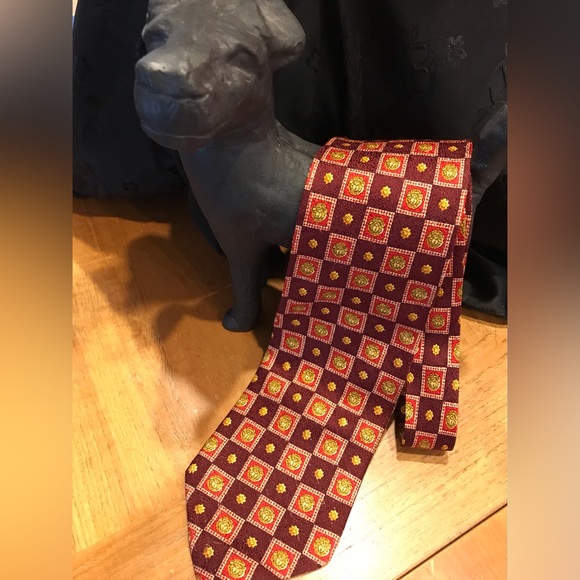 100% Silk Tie by Gianni Versace  Iconic Medusa pattern - Picture 8 of 11